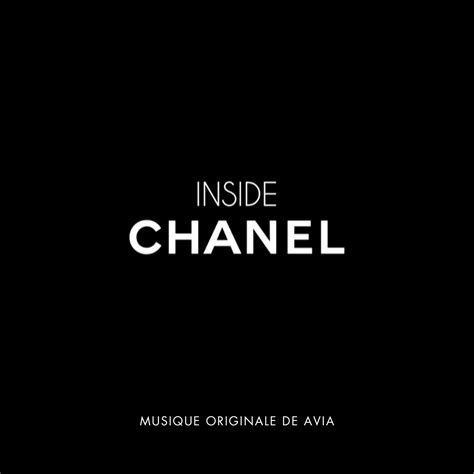 Inside Chanel Avia 